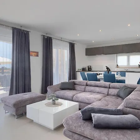 Anamarija Holiday home Porec